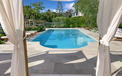 Villa La Rodina - Diano Marina: Water, Plant, Swimming Pool, Azure, Shade, Building, Rectangle, Interior Design, Window, Floor
