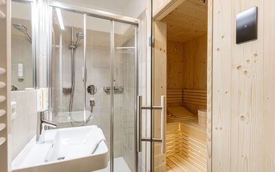 Accommodation:&nbsp;Mit 4 Schlafzimmern & Sauna 150.5