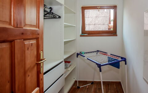 Dehtáře: Property, Cabinetry, Window, Wood, Picture Frame, Interior Design, Architecture, Building, Flooring
