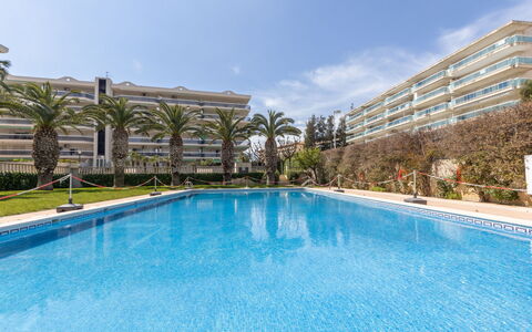Living Park: Water, Plant, Sky, Property, Building, Swimming Pool, Cloud, Azure, Tree
