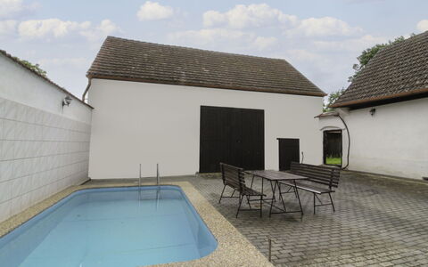 Vlhlavy U Hluboké: Building, Cloud, Sky, Property, Plant, Shade, Architecture, Land Lot, Swimming Pool, Interior Design