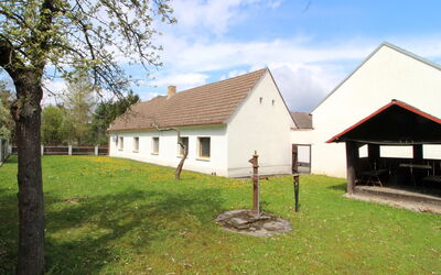 Vlhlavy U Hluboké - Prachatice, Jihočeský Kraj, Czech Republic