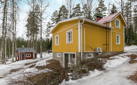 Hiljanrinne: Rural Area, Hill Station, Village, Mountain Range, Valley, Mountain Village, Alps, Eco Hotel, Balcony, Hotel