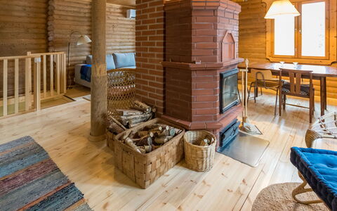 Hiljanrinne: Wood, House, Snow, Cottage, Home, Winter, Roof, Freezing, Siding, Slope