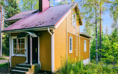 Hiljanrinne: Wood, Cottage, Siding, Log Cabin, Wood Stain, Hardwood, Plank, Lumber, Natural Material, Garden Buildings