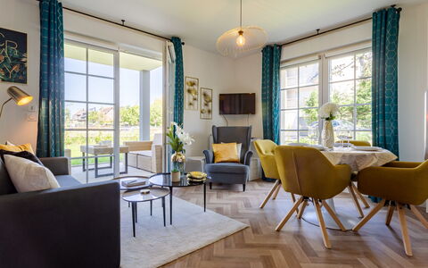 Nouvelle Vague: Property, Furniture, Window, Table, Chair, Wood, Interior Design, Shade, Floor, Couch