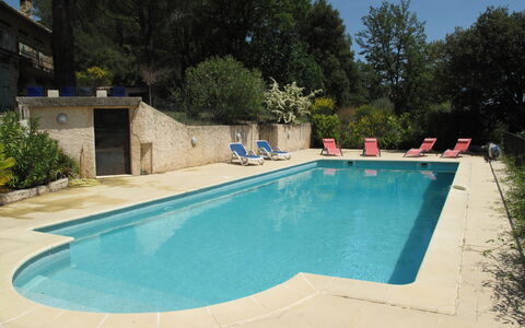Le Mas du Magnoglia: Water, Plant, Building, Daytime, Property, Sky, Swimming Pool, Azure, Tree, Body Of Water
