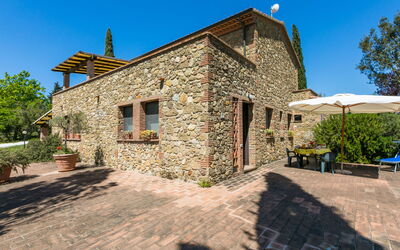 Accommodation:&nbsp;Levante 700.2