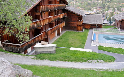 Saint Gervais 15: Plant, Building, Window, Tree, House, Land Lot, Wood, Slope, Grass, Cottage