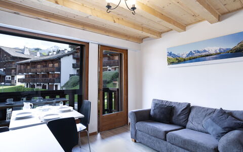 Accommodation:&nbsp;Les G'Rets 15.12