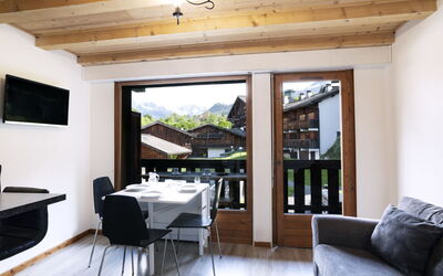 Accommodation:&nbsp;Les G'Rets 15.12
