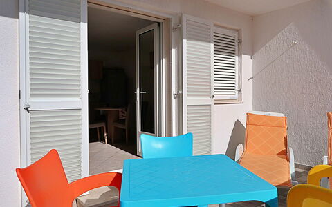 Kira: Furniture, Property, Picture Frame, Azure, Wood, Lighting, Interior Design, Comfort, Floor, Flooring