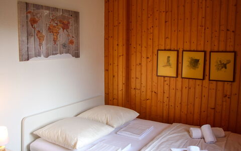 Chalet les Pitchounes: Furniture, Property, Building, Comfort, Wood, Textile, Lighting, Interior Design, Architecture, Bed Frame