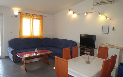 Accommodation:&nbsp;Ivanka 2 121.2