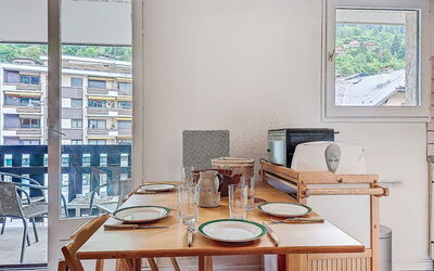 Accommodation:&nbsp;La Comtesse 410.9