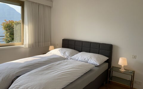 Lakeview: Furniture, Property, Comfort, Light, Shade, Wood, Textile, Lamp, Bed Frame, Lighting