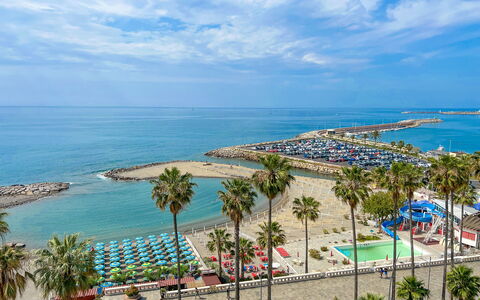 Vista Mare Borgo Peri: Water, Sky, Cloud, Plant, Property, Blue, Azure, Natural Environment, Tree, Beach