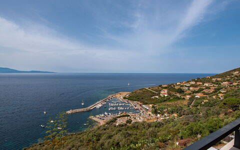 La Spelunca: Cloud, Water, Sky, Building, Azure, Plant, Coastal And Oceanic Landforms, Terrain, Horizon, Landscape