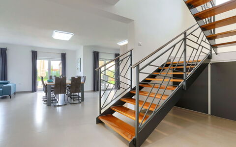 Villa Lea: Property, Building, Stairs, Window, Wood, Interior Design, Floor, Plant, Flooring