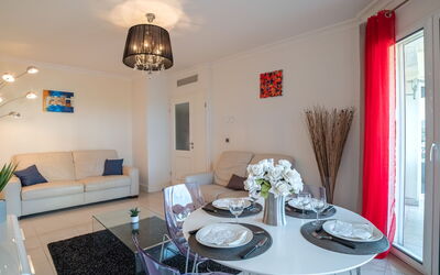 Accommodation:&nbsp;Royal Palm 595.2
