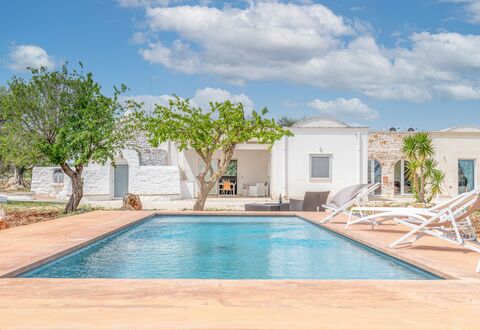 Bianco Trullo: Cloud, Water, Sky, Property, Swimming Pool, Plant, Azure, Building, Shade, Tree