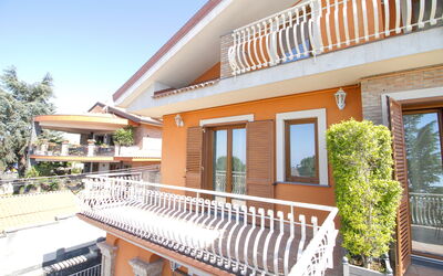 Accommodation:&nbsp;Suite Trilocale 1
