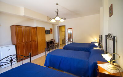 Accommodation:&nbsp;Camera Standard