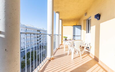 Accommodation:&nbsp;Stella Maris 899.2