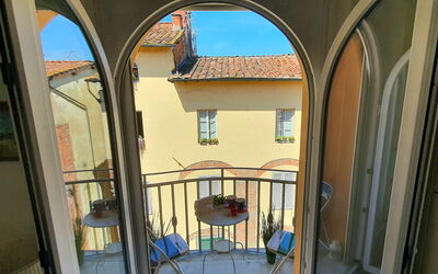 Sui Tetti di Lucca