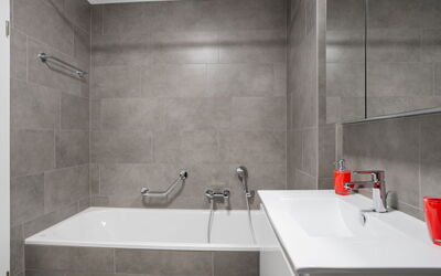 Accommodation:&nbsp;Loctowers A4.8.2 60.19