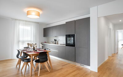 Accommodation:&nbsp;Loctowers A4.9.2 60.20