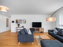 Accommodation:&nbsp;Loctowers A4.9.2 60.20