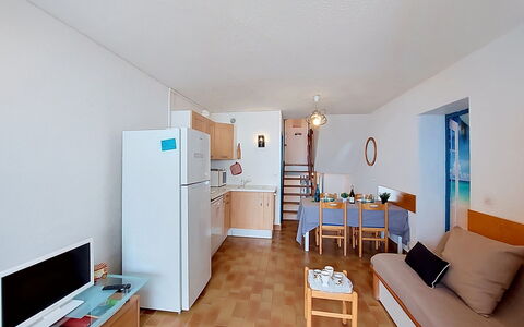 Le Barcarès 966: Furniture, Interior Design, Wood, Flooring, Floor, Apartment, Room, Ceiling, Chair, Living Room