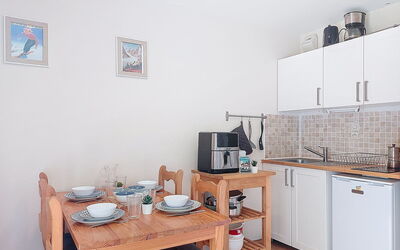 Accommodation:&nbsp;L'Enclave i et J 500.28