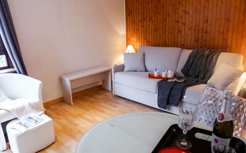 Accommodation:&nbsp;L'Aiguille du Midi 145.8