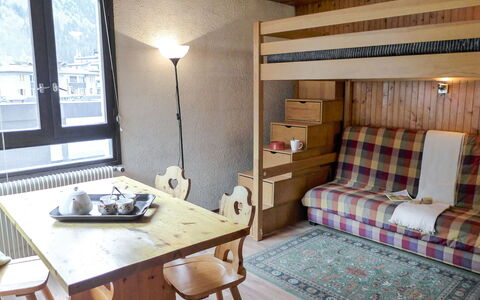 Chamonix 145: Table, Furniture, Property, Building, Picture Frame, Chair, Comfort, Window, Wood, Interior Design