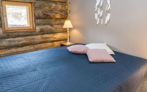 Rukaköngäs 21: Wood, Textile, Linens, Bedroom, Interior Design, Flooring, Floor, Bed Sheet, Bedding, Bed