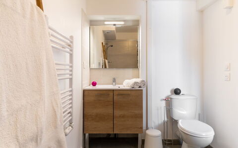 Accommodation:&nbsp;Sc G01 805.2