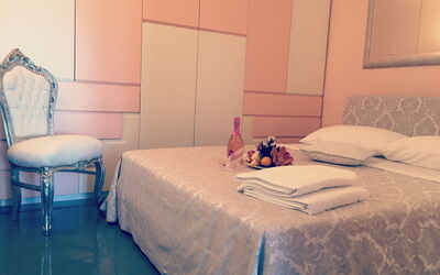 Accommodation:&nbsp;Villa Thaulero