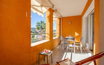 Accommodation:&nbsp;Terre du Soleil 225.2