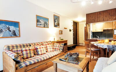 Accommodation:&nbsp;Arve 1 et 2 380.4