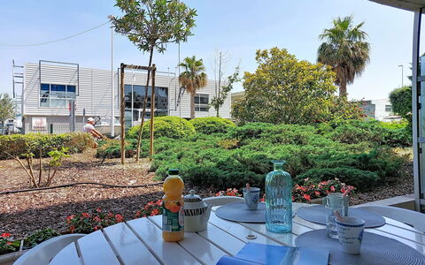 Arcachon 240: Resort, Swimming Pool, Estate, Shade, Landscaping, Eco Hotel, Hotel, Villa