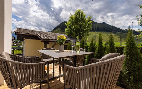Bruck 420: Cloud, Sky, Building, Furniture, Plant, Table, Tree, Wood, Chair, Porch