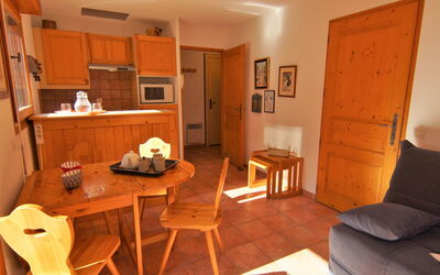 Chamonix 480: Furniture, Property, Table, Wood, Comfort, Building, Television, Chair, Architecture, Interior Design