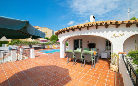 Villa Panorama: Cloud, Sky, Plant, Property, Building, Outdoor Furniture, Shade, Chair, Leisure, Swimming Pool