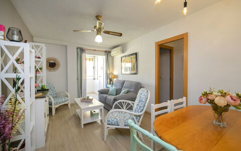 Apolo Iii: Picture Frame, Furniture, Property, Table, Ceiling Fan, Couch, Wood, Interior Design, Flower, Architecture