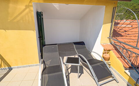 La Casetta Di Emma - Villa Faraldi: Sky, Property, Shade, Building, Architecture, House, Material Property, Road Surface, Composite Material, Real Estate
