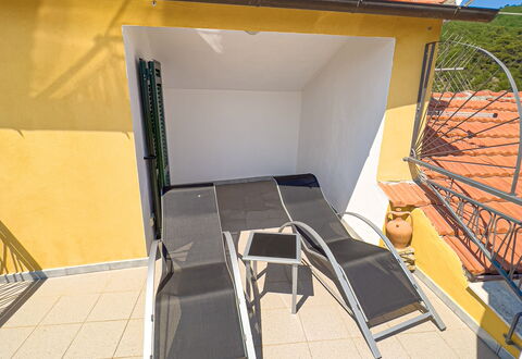 La Casetta Di Emma - Villa Faraldi: Sky, Property, Shade, Building, Architecture, House, Material Property, Road Surface, Composite Material, Real Estate