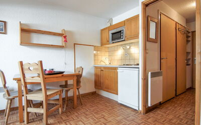 Accommodation:&nbsp;Les Jardins du Mont-Blanc 545.4