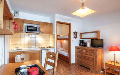 Accommodation:&nbsp;Les Jardins du Mont-Blanc 545.4